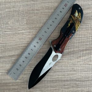 wholesale China Made Wildlife Linerlock Wolf Folding Knife